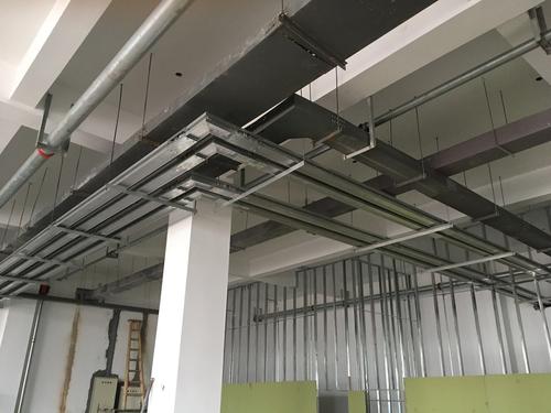 ���̰���